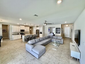 living room, 75in 4k TV