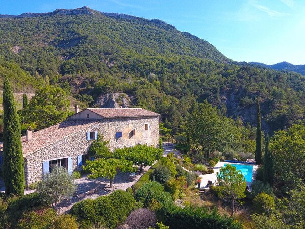 Extérieur maison de vacances [été]