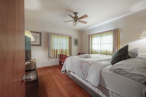 King Bedroom #1