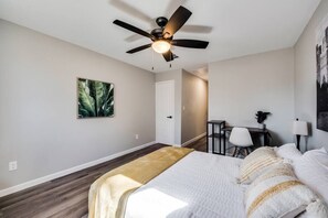 Main Bedroom with ensuite bathroom