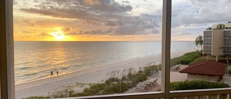 Beach/ocean view