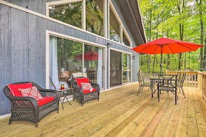 Back Deck | 2-Story Cabin | Pet Friendly w/ Fee