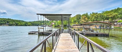 Climax Springs Vacation Rental | 2BR | 2BA | 1,600 Sq Ft | Stairs Required