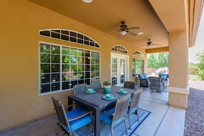 Outdoor dining