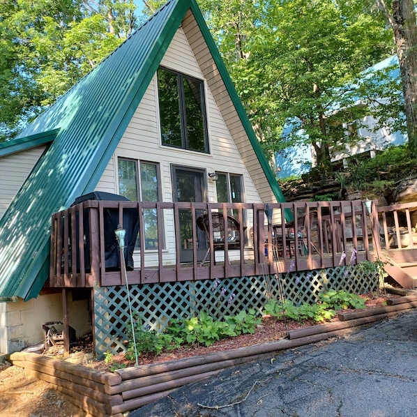 Jill's Aframe on Dale Hollow Lake front deck with gas grill and deck furniture