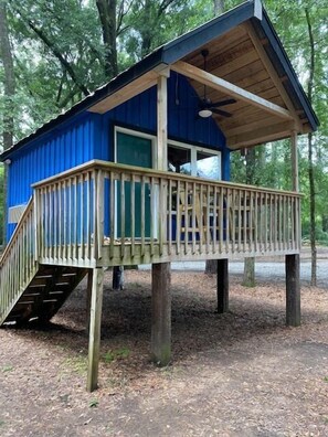 Cabin #5: Exterior View (2)
