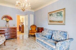 LIving room Apartment San Romano - Affitti Brevi Italia 