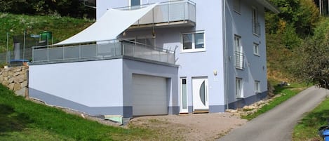 Das Haus wurde 2017 neu gebaut