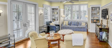 Traditional Interior in Vacation Rental Home in Watercolor Florida 30A