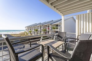 22-Walton-Dunes-3-Main-Balcony-Alt