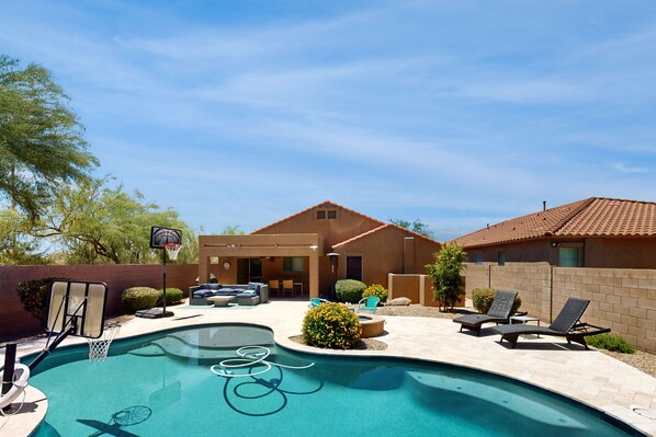 Piscina