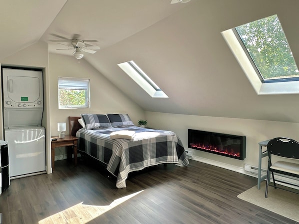 Main upstairs Bedroom with Reclining
 Double (53x75) bed