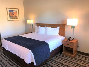 Comfortable Unit with King bed
