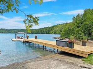 Dock