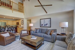 Living Room, Room, Indoors, Couch, Furniture