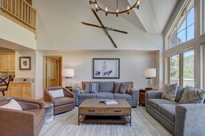 Flooring, Living Room, Room, Indoors, Couch