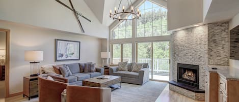 Flooring, Living Room, Indoors, Room, Couch