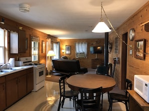 Kitchen/living room
