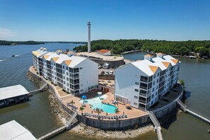 Lakefront Condo with Amazing Lake Views