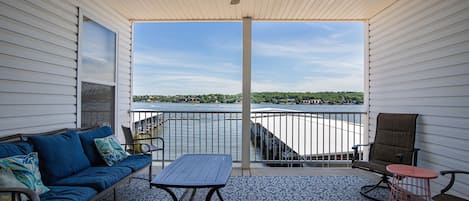 Lakefront Balcony with Amazing Views of Main Channel