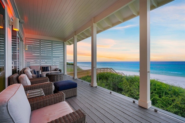 A Gulf Dream - Luxury Beachfront Vacation Rental House on 30A with Carriage House and Private Pool - Five Star Properties Destin/30A