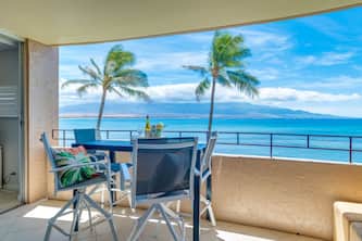 Panoramic ocean front at Maalaea Bay
