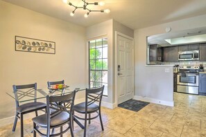Dining Area | Central A/C & Heating
