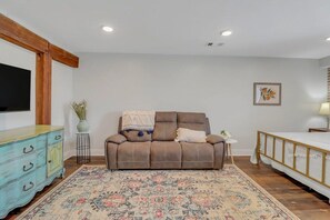 A view of the living space!
