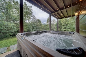 Bain à remous extérieur