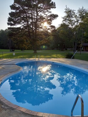 Utomhuspool