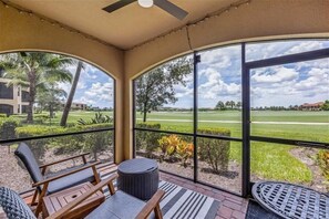 Rear Screened Lanai, Views of Golf Course