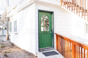 Welcome to the Clark Suite. The entrance is located at the back of the Inn and is the suite closest to the parking lot. It also is our ramp accessible suite.