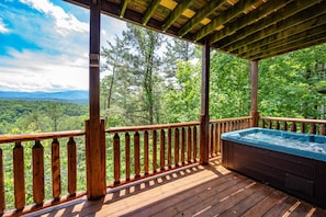 Enjoy a relaxing time in the hot tub after a day exploring the Smokey Mountains