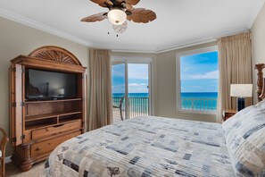 Gulf front master bedroom.