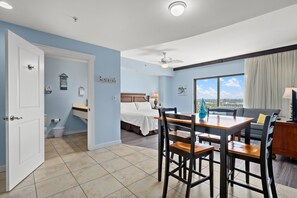 7-web-or-mls-15100-front-beach-rd-unit-729