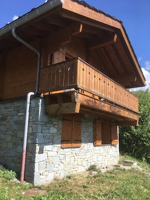 Le chalet (côté vue montagne)