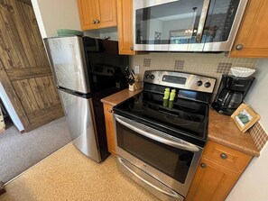 Modern Appliances | Including Dishwasher