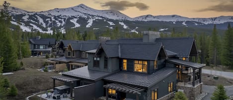 Aerial view of the house - 178 is the right hand side of the duplex looking toward the mountains