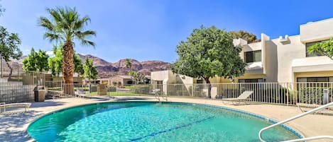 Palm Desert Vacation Rental | 2BR | 2BA | Step-Free Access | 1,130 Sq Ft