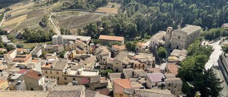 Scorcio panoramico visto dal balcone dell'alloggio