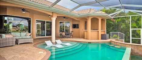 Private Pool/lanai area - enjoy your own backyard oasis in the sun!