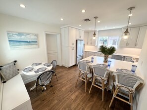 Kitchen/Dining