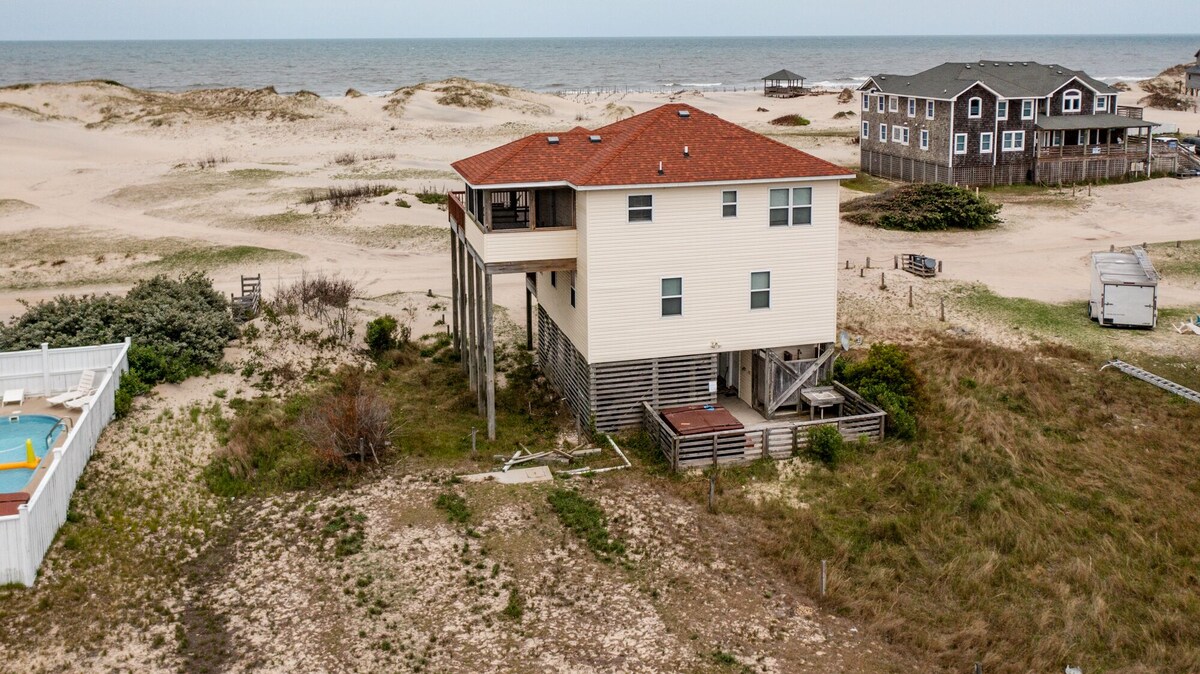 Tranquil Corolla beach cottage with phenomenal ocean views!