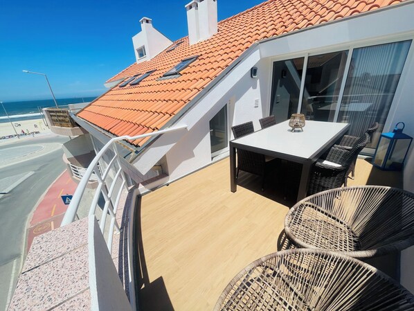 Terraço vista mar