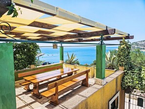 Ciel, Plante, Ombre, Bois, Extérieur Banc, Mobilier De Jardin, Arbre, Chalet, Maison, Loisir
