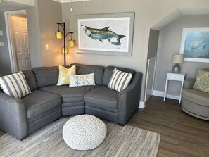 Cozy living room seating. Watch TV with a view!