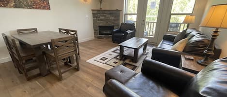 Open Concept l Gorgeous Hardwood Floors