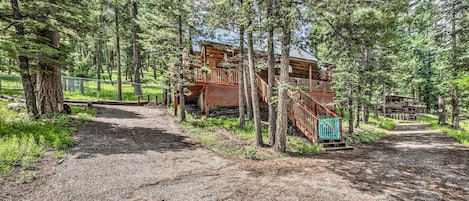 Ruidoso Vacation Rental | 2BR | 1.5BA | Stairs Required | 1,200 Sq Ft