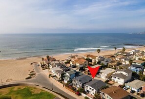 Just a few houses from the sand - easy walk for kids and seniors to the sand. 