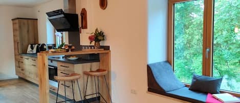 Ferienwohnung 75 m², 2 Schlafzimmer, Balkon, WLAN, max 5 Pers.-Werden Sie unser erster Gast in unserer neuen Fewo TraunZeit